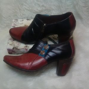 L'ARTISTE Women's Shoes.